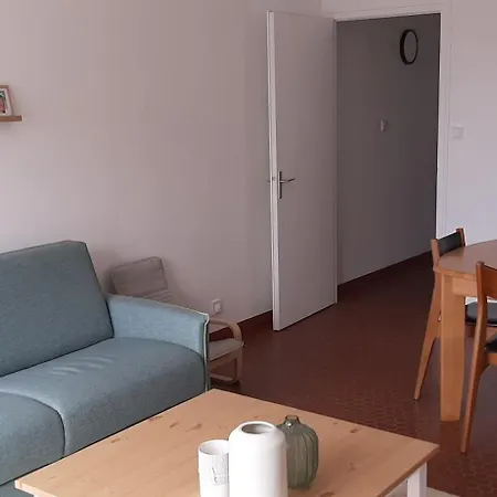 Appt 5 Personnes Des Demoiselles *